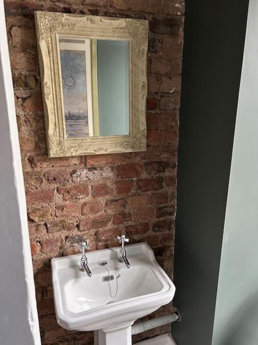 Patrick Street Townhouse Daire Cork Dış mekan fotoğraf